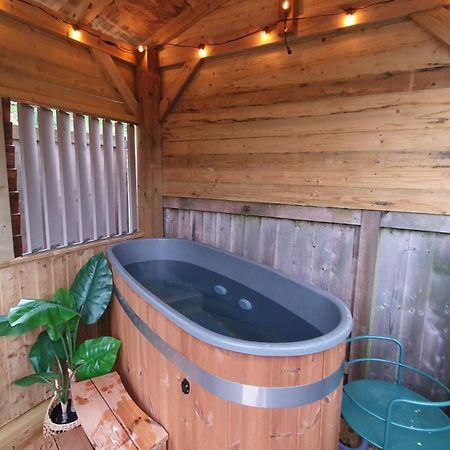 Bijou Coastal Apartment In Polperro With Hot Tub Onsite Parking Downhill Walk To Village מראה חיצוני תמונה