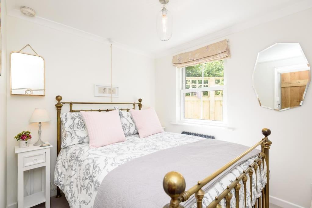 Bijou Coastal Apartment In Polperro With Hot Tub Onsite Parking Downhill Walk To Village מראה חיצוני תמונה