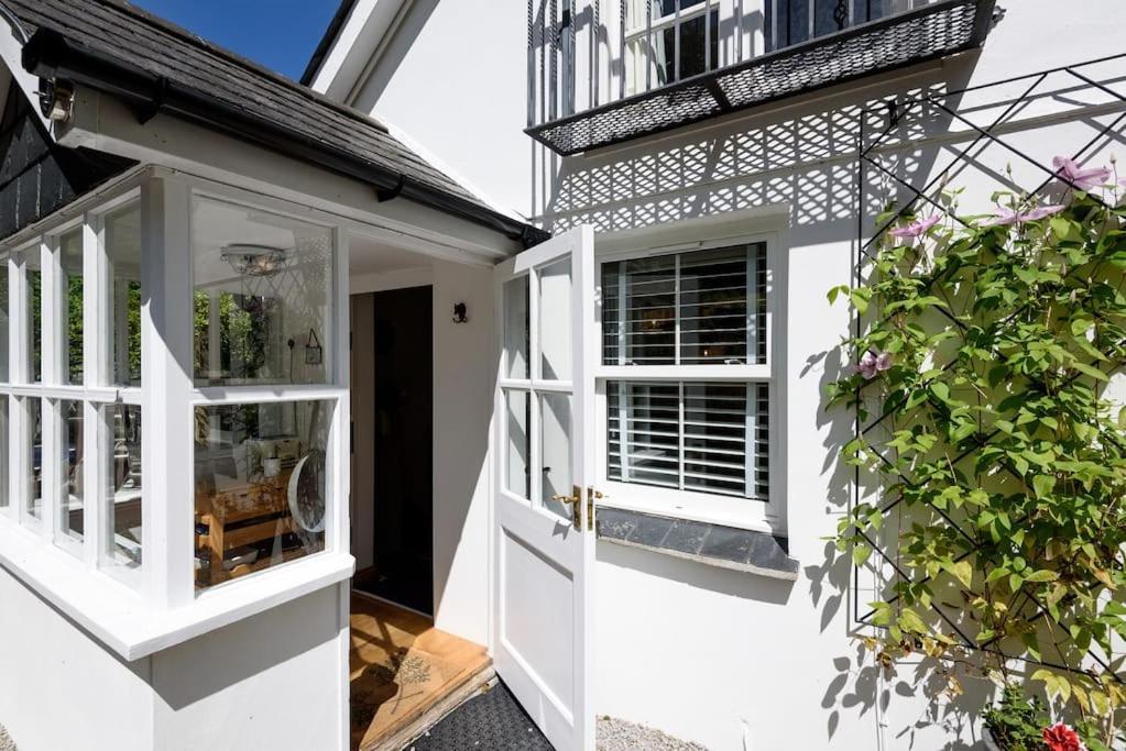 Bijou Coastal Apartment In Polperro With Hot Tub Onsite Parking Downhill Walk To Village מראה חיצוני תמונה