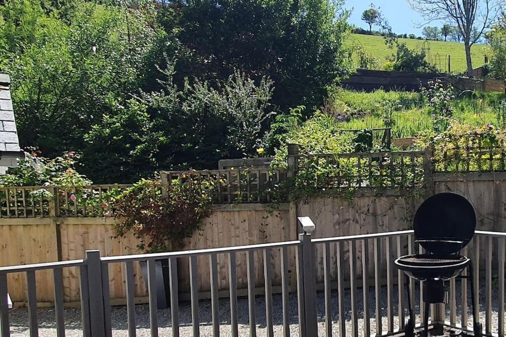 Bijou Coastal Apartment In Polperro With Hot Tub Onsite Parking Downhill Walk To Village מראה חיצוני תמונה