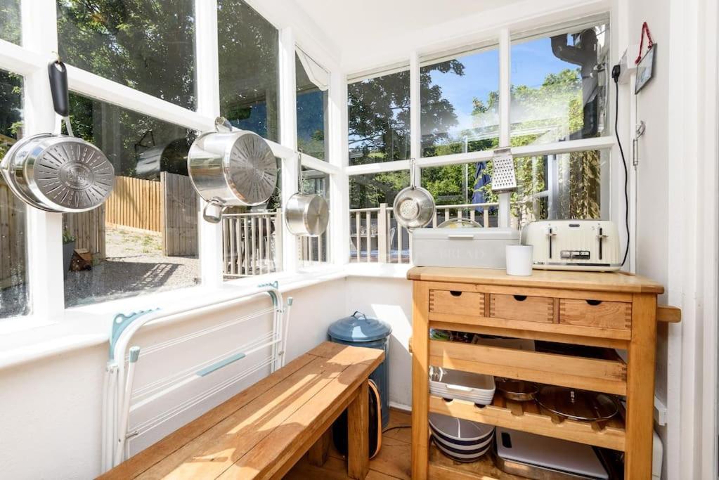 Bijou Coastal Apartment In Polperro With Hot Tub Onsite Parking Downhill Walk To Village מראה חיצוני תמונה